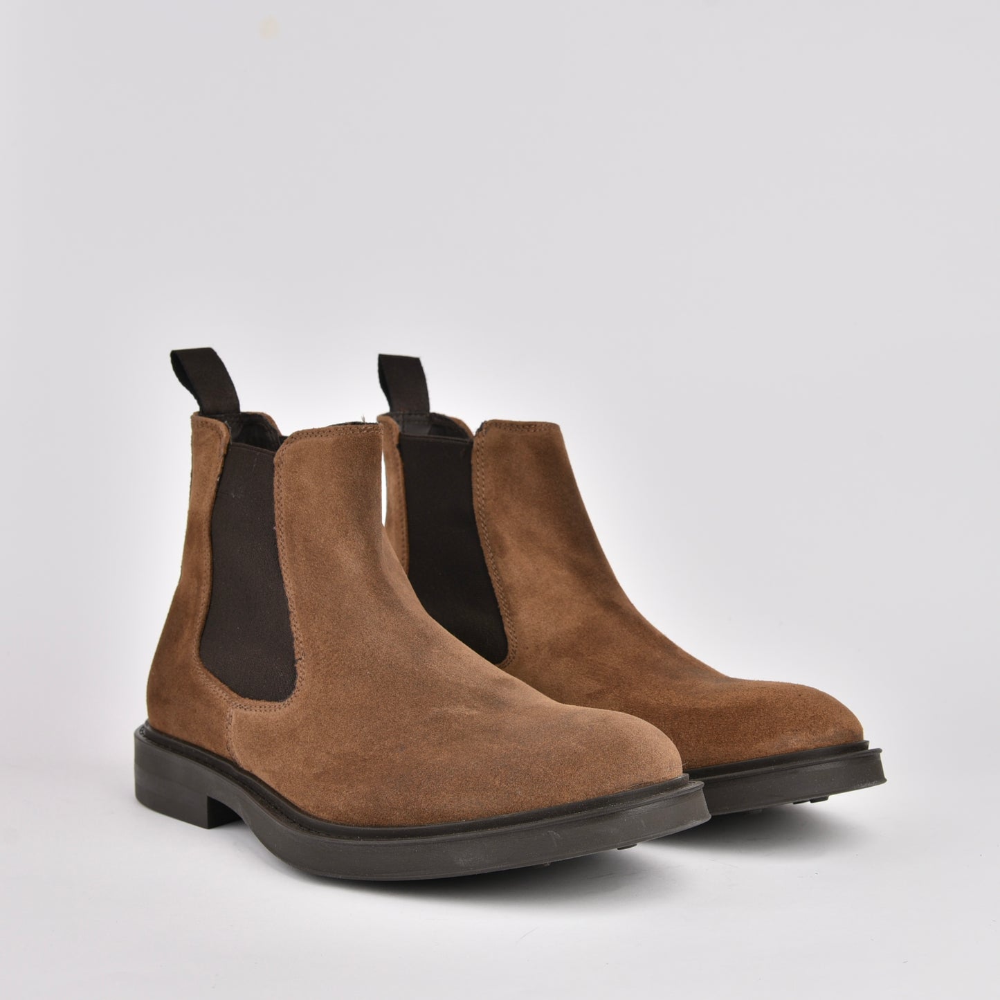 Kebo genuine leather Chelsea Boots for men in suede Camel