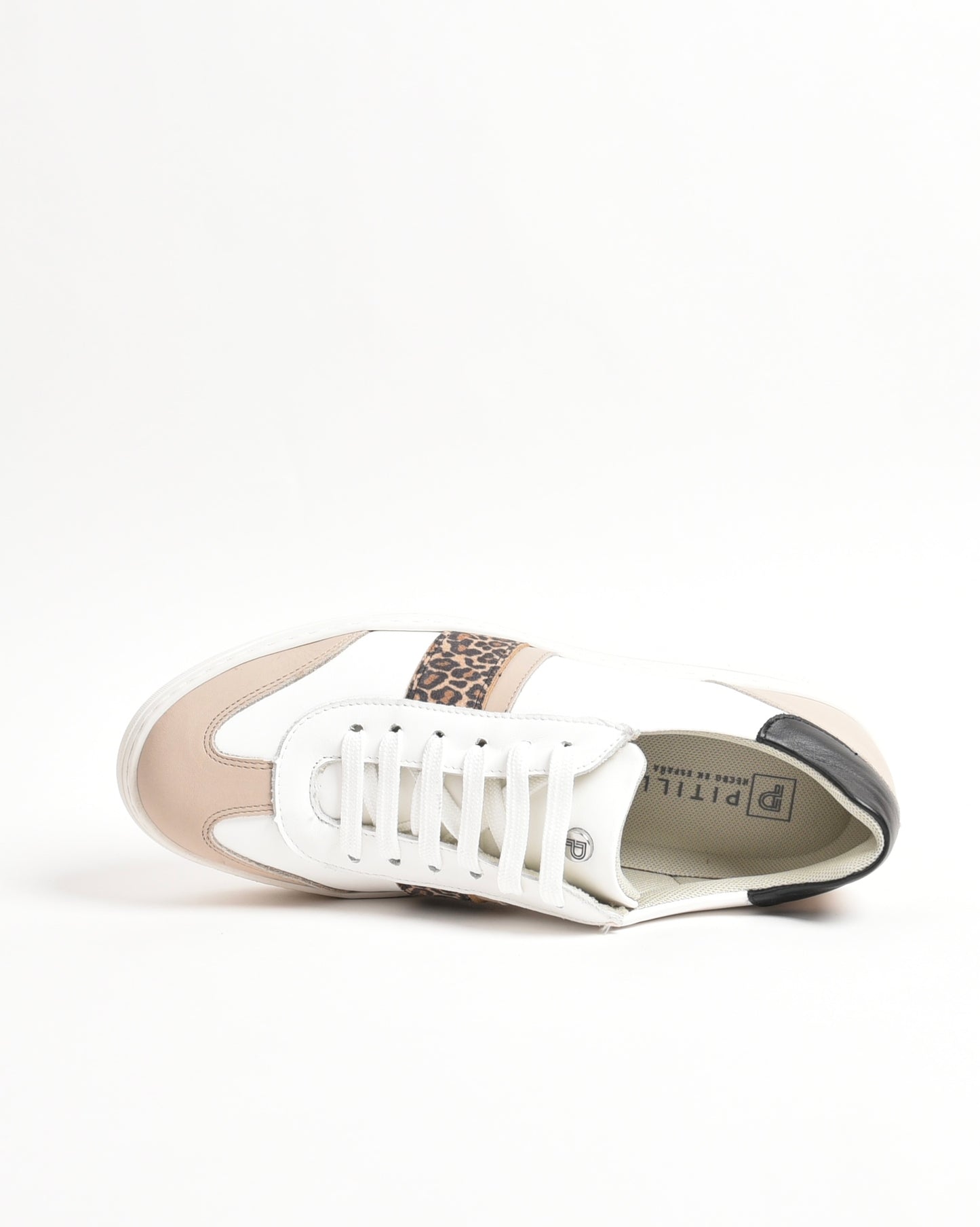 Pitillos sneakers for women in white