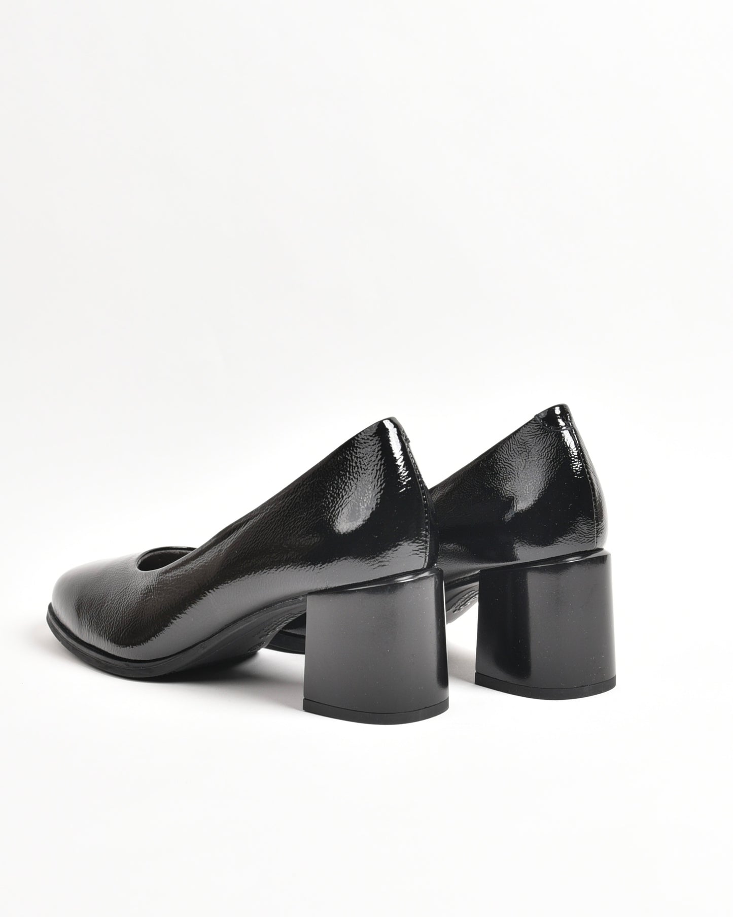 Pitillos classic high heel shoes for women in shiny black