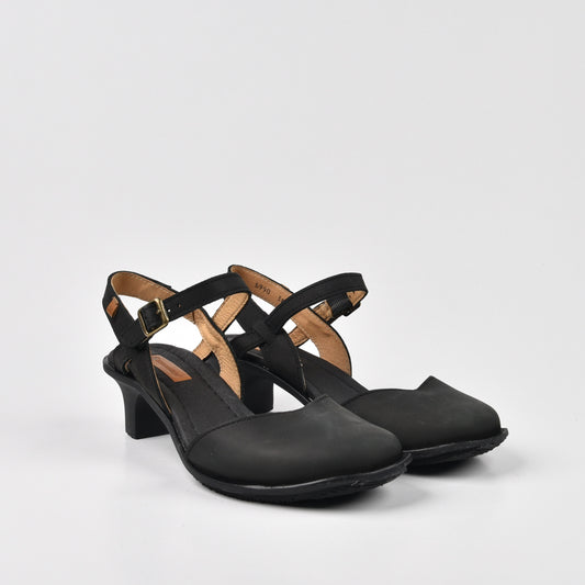 Art Spanish Strap Medium Heel Sandal for Women in Pleasant Black.