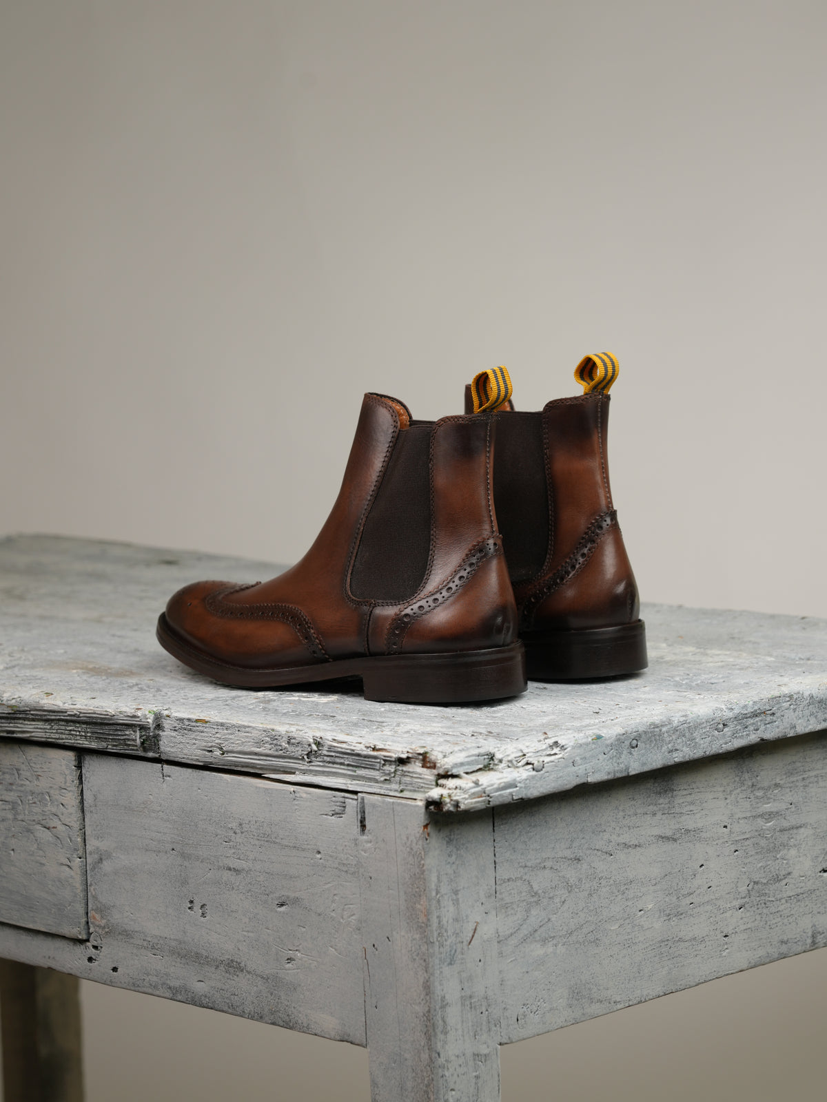 Shalapi oxford boots for men in brown