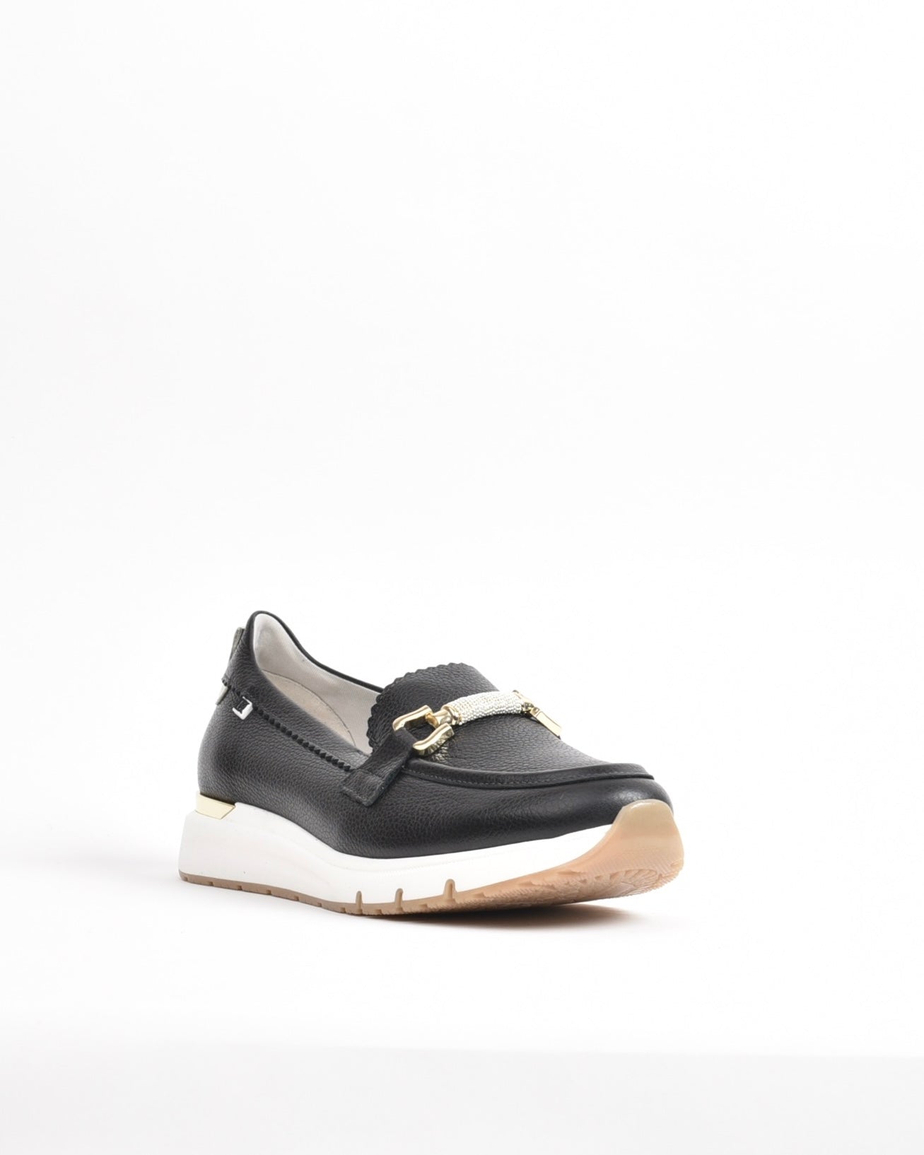 Dorking Fluchos Classic Flat heel shoes for women in Black