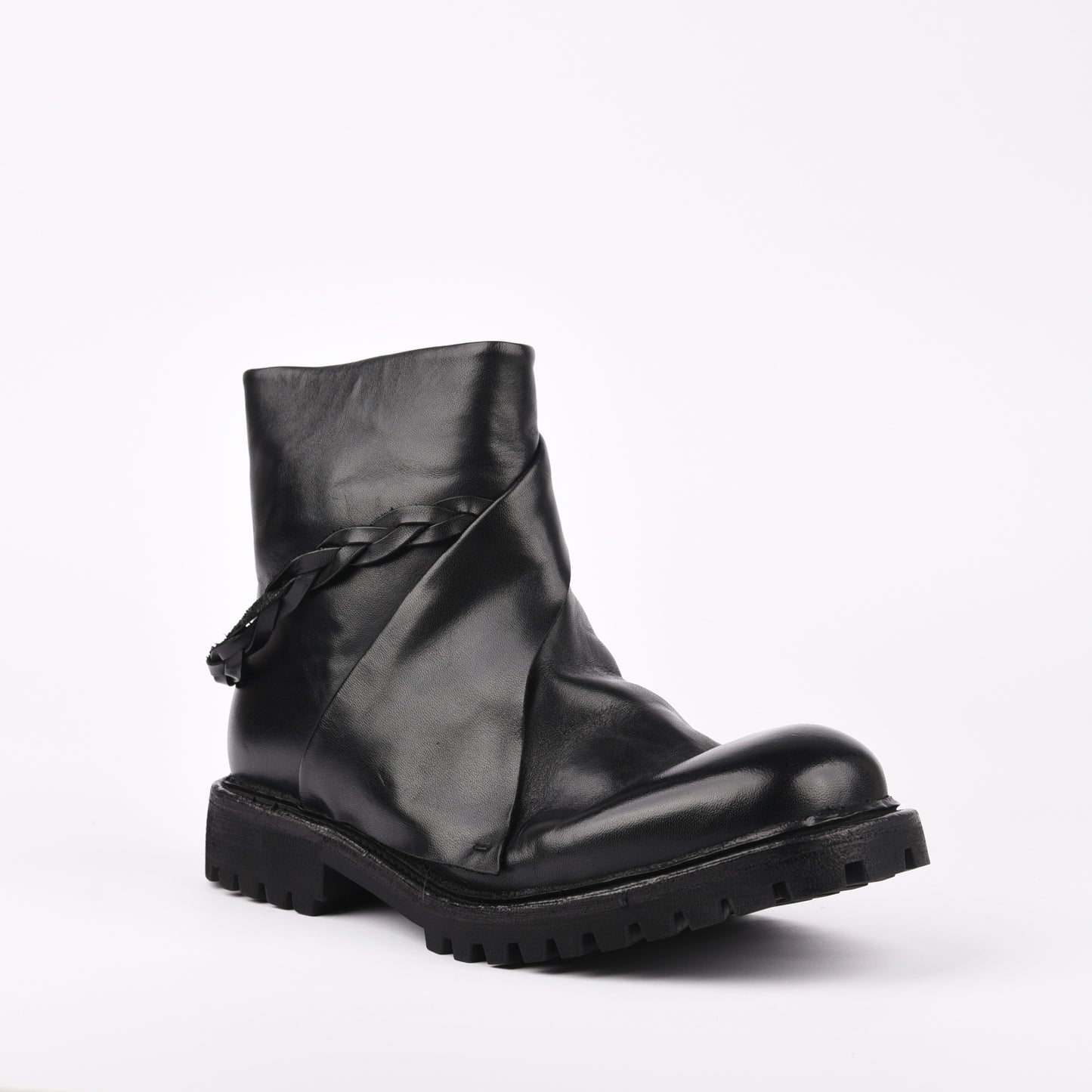 Shalapi Italian leather boots for women in black