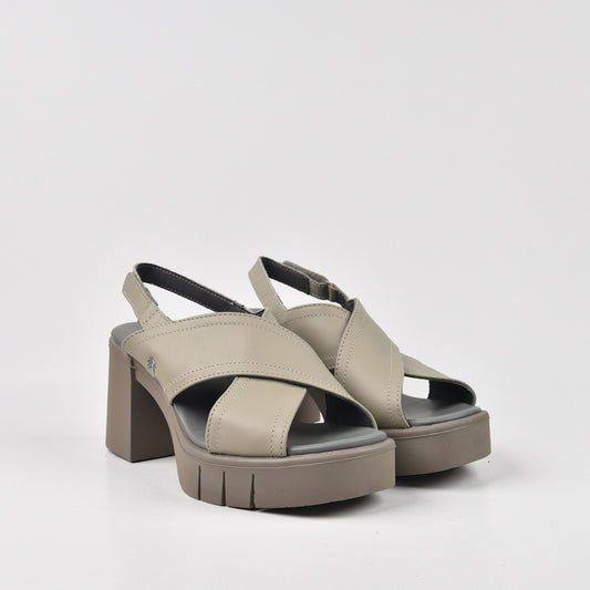 Art Spanish Medium-Heel Sandal for Women in Gray .