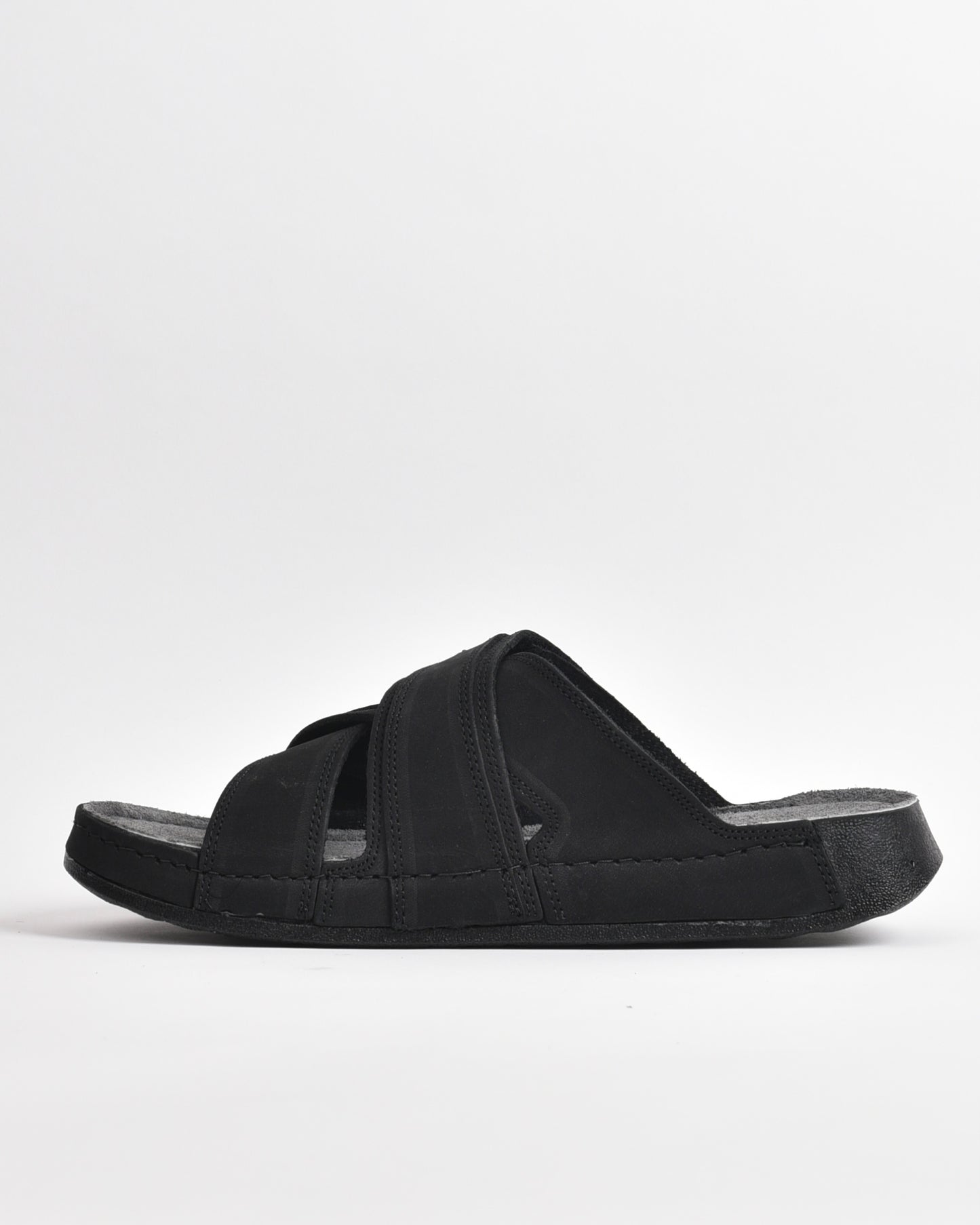 SHALAPI Genuine Leather Comfort Slipper for Men in black