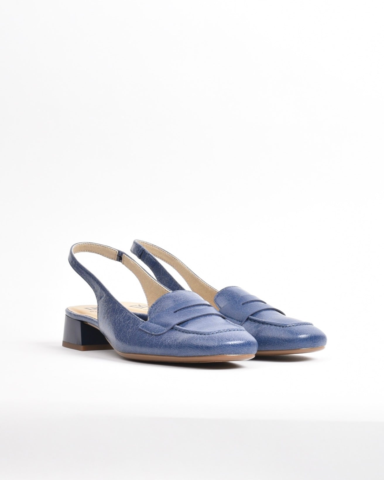 Dorking Fluchos Classic Comfortable Medium heel Sandal for women in Black. Sky-blue.