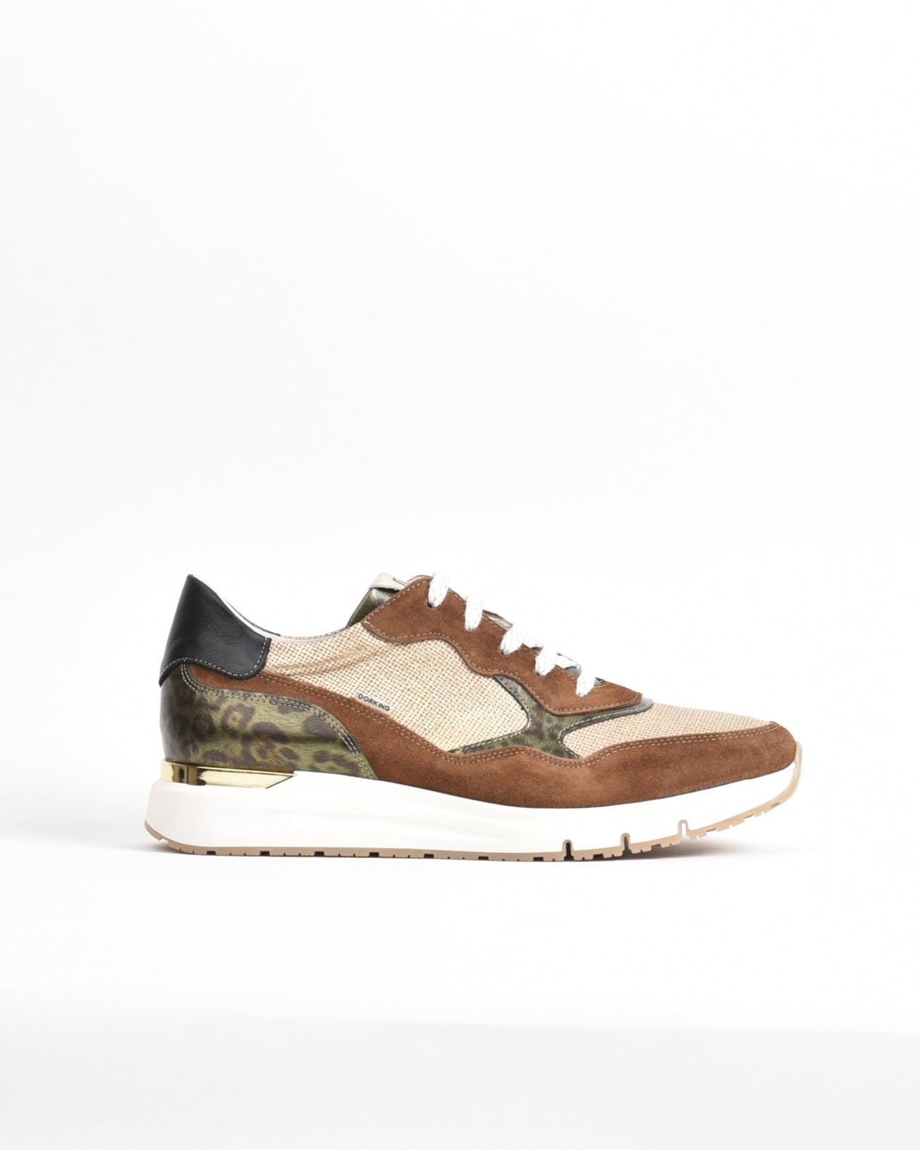 Dorking Fluchos Classic Comfortable Sneaker for women in Camel.