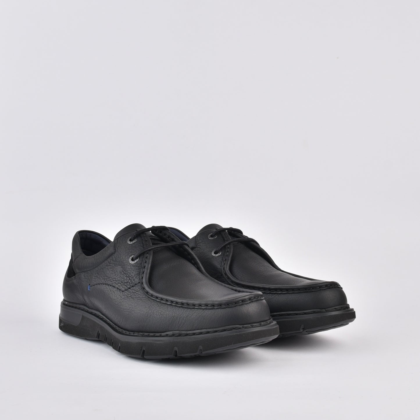 Fluchos Spanish shoes for men in black