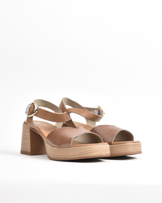 Dorking Fluchos Classic Comfortable Sandal for women in Camel.