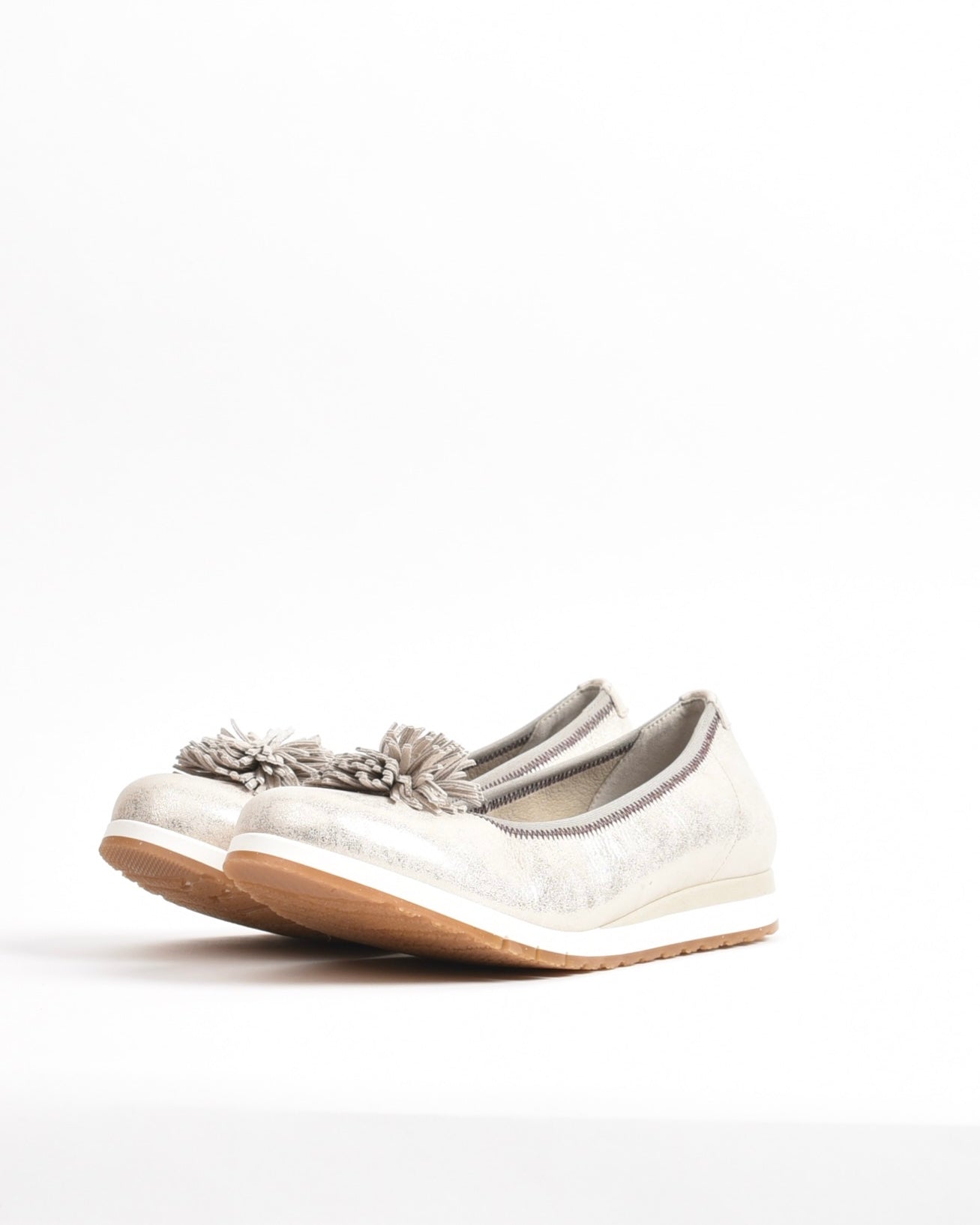 Dorking Fluchos Classic Comfortable Flat Wedge shoes for women in Beige.