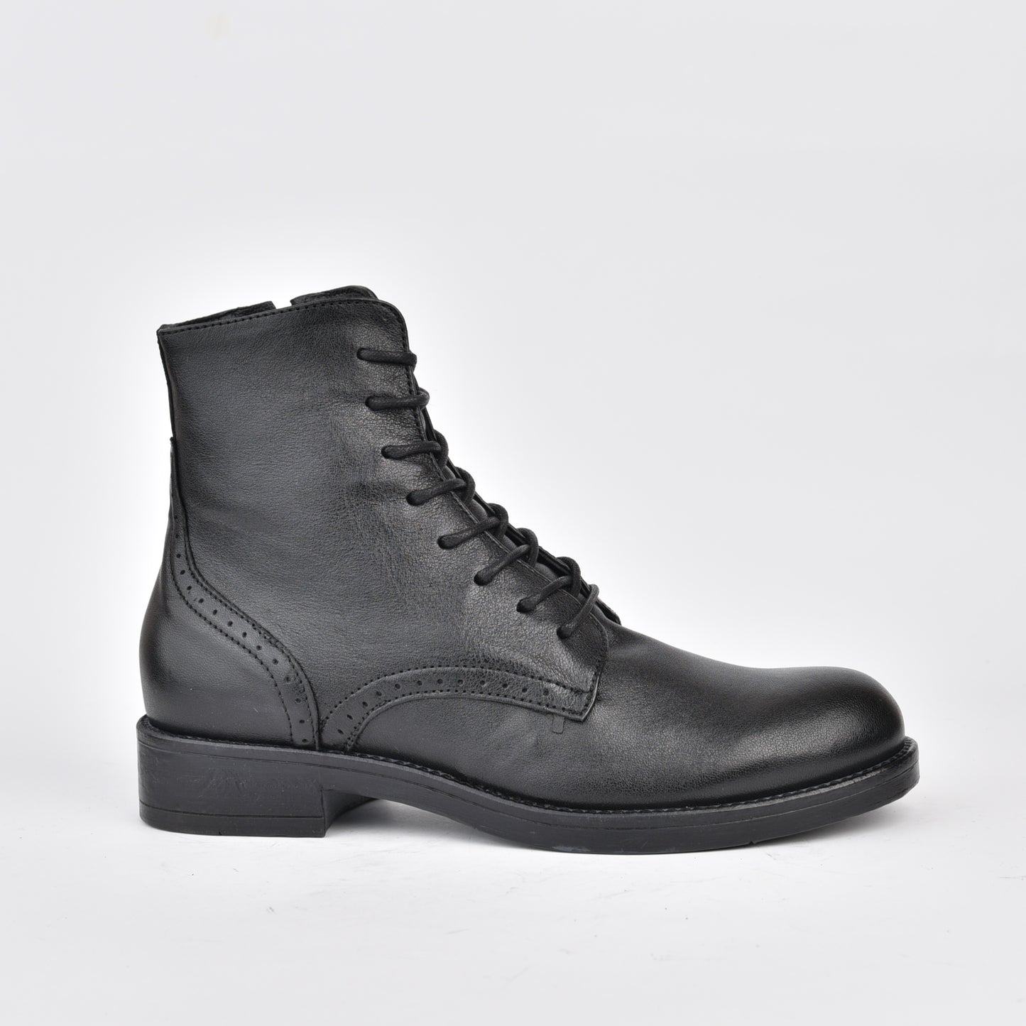 Kebo Italian 100% Genuine Leather boots for women in Black