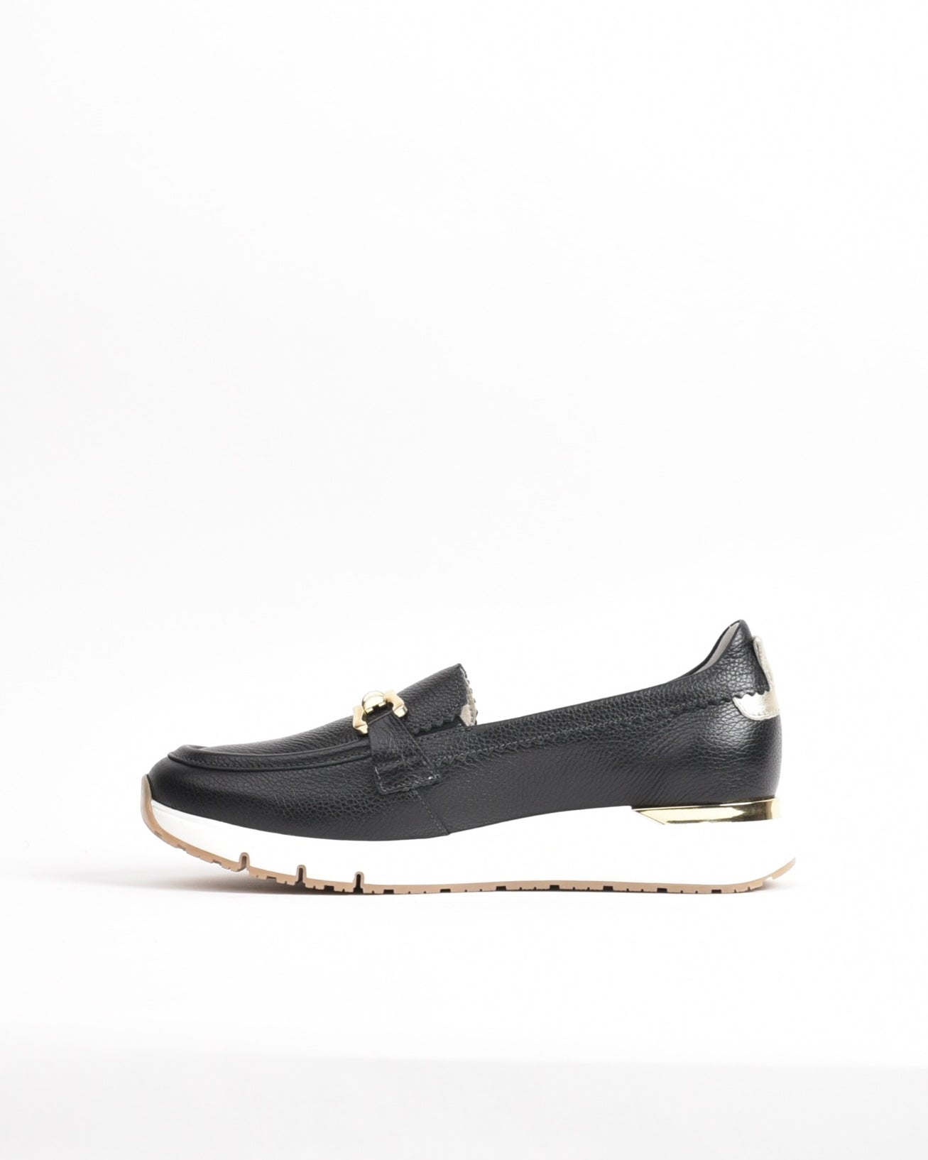 Dorking Fluchos Classic Flat heel shoes for women in Black