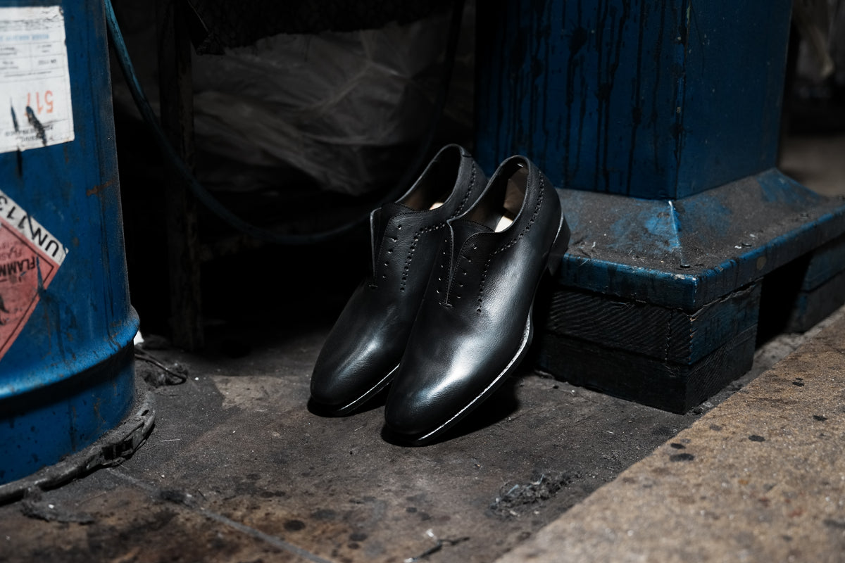 Shalapi Napoli shoes for men in buffalo black