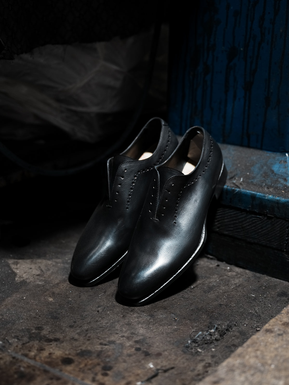 Shalapi Napoli shoes for men in buffalo black