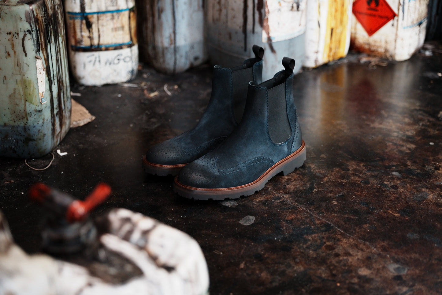 Shalapi Napoli Chelsea boots for men in suede blue