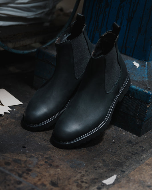 Shalapi Napoli Chelsea boots for men in horse leather in black