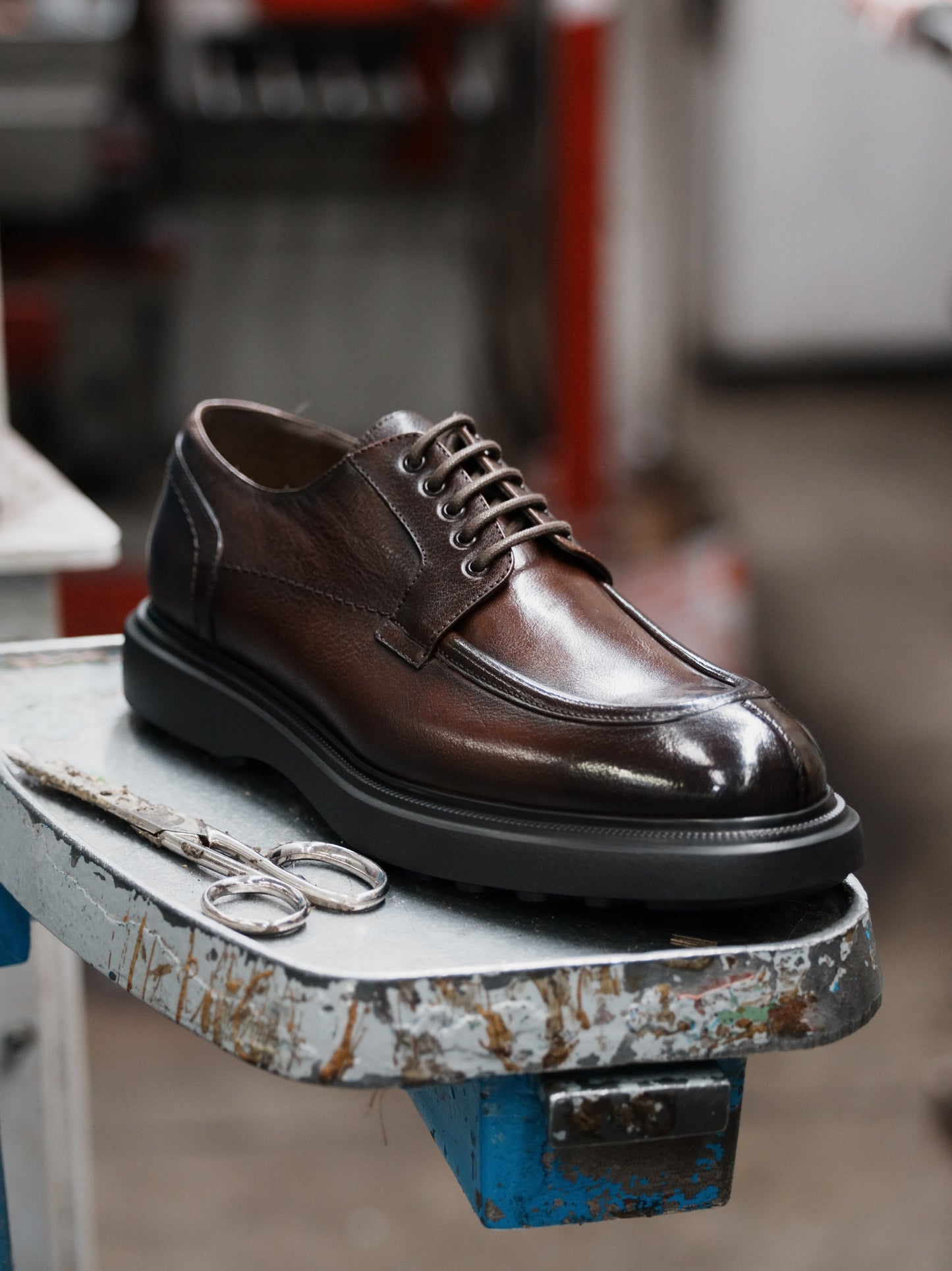 Shalapi Napoli shoes for men in buffalo brown