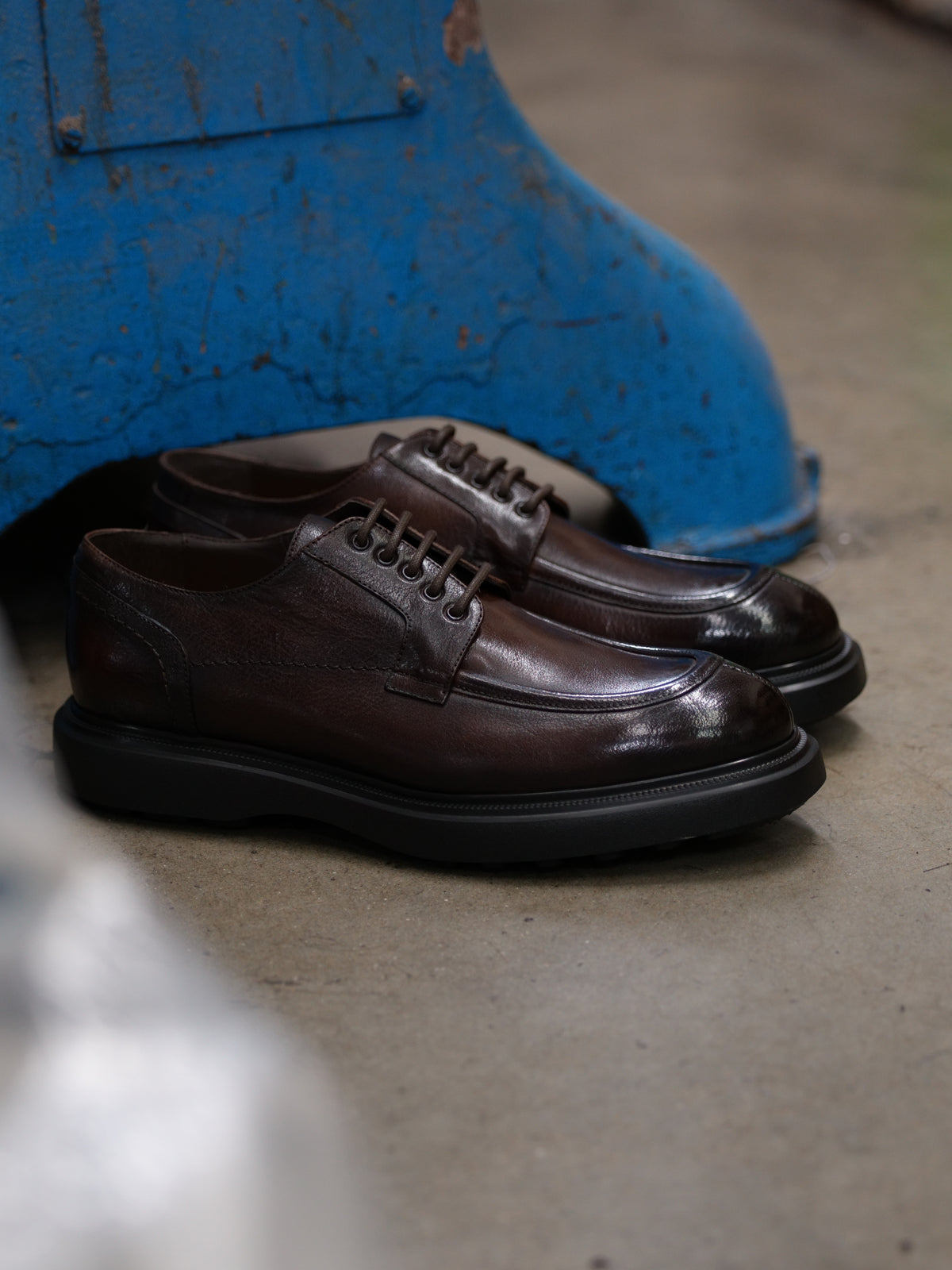 Shalapi Napoli shoes for men in buffalo brown