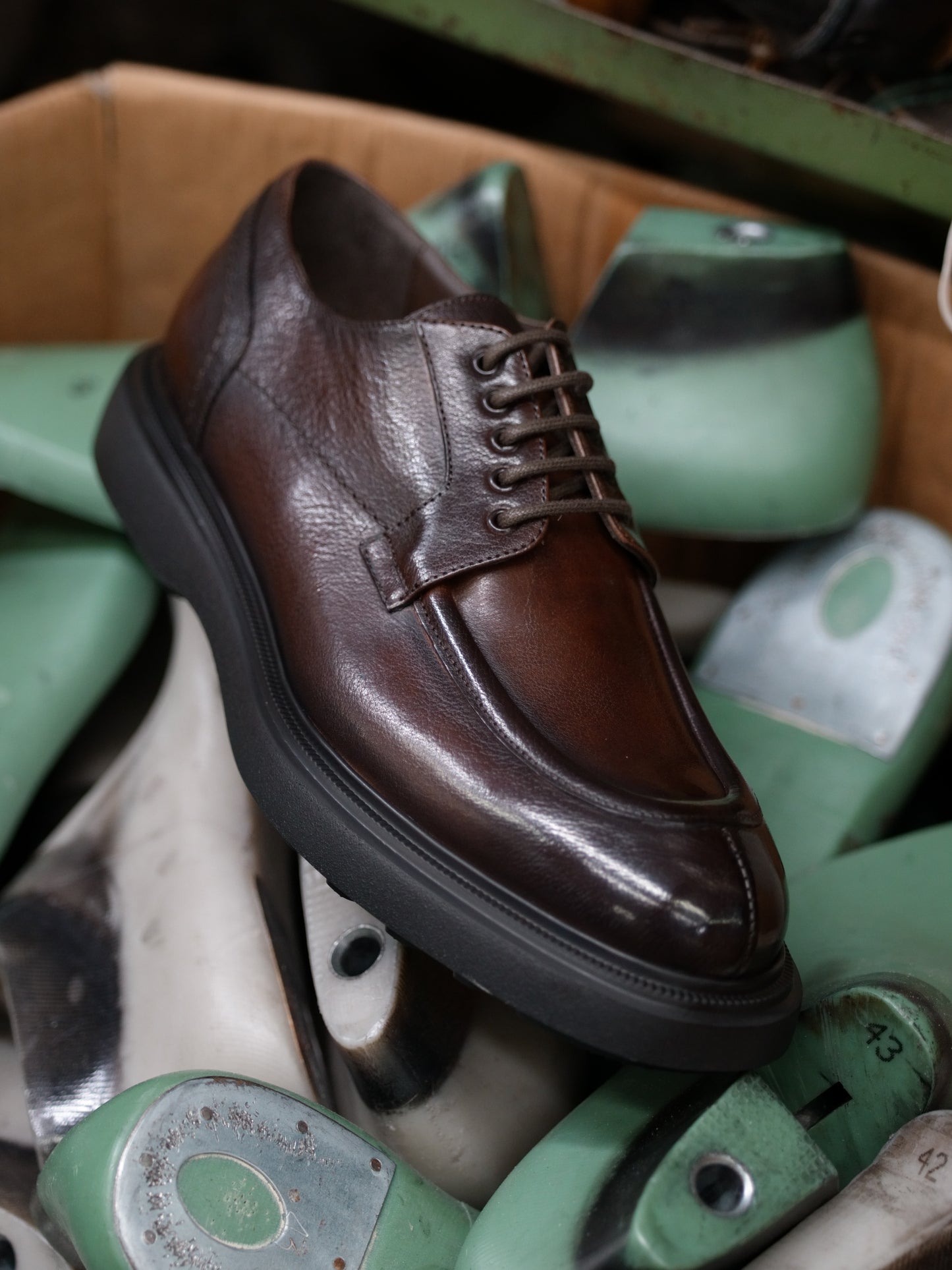 Shalapi Napoli shoes for men in buffalo brown