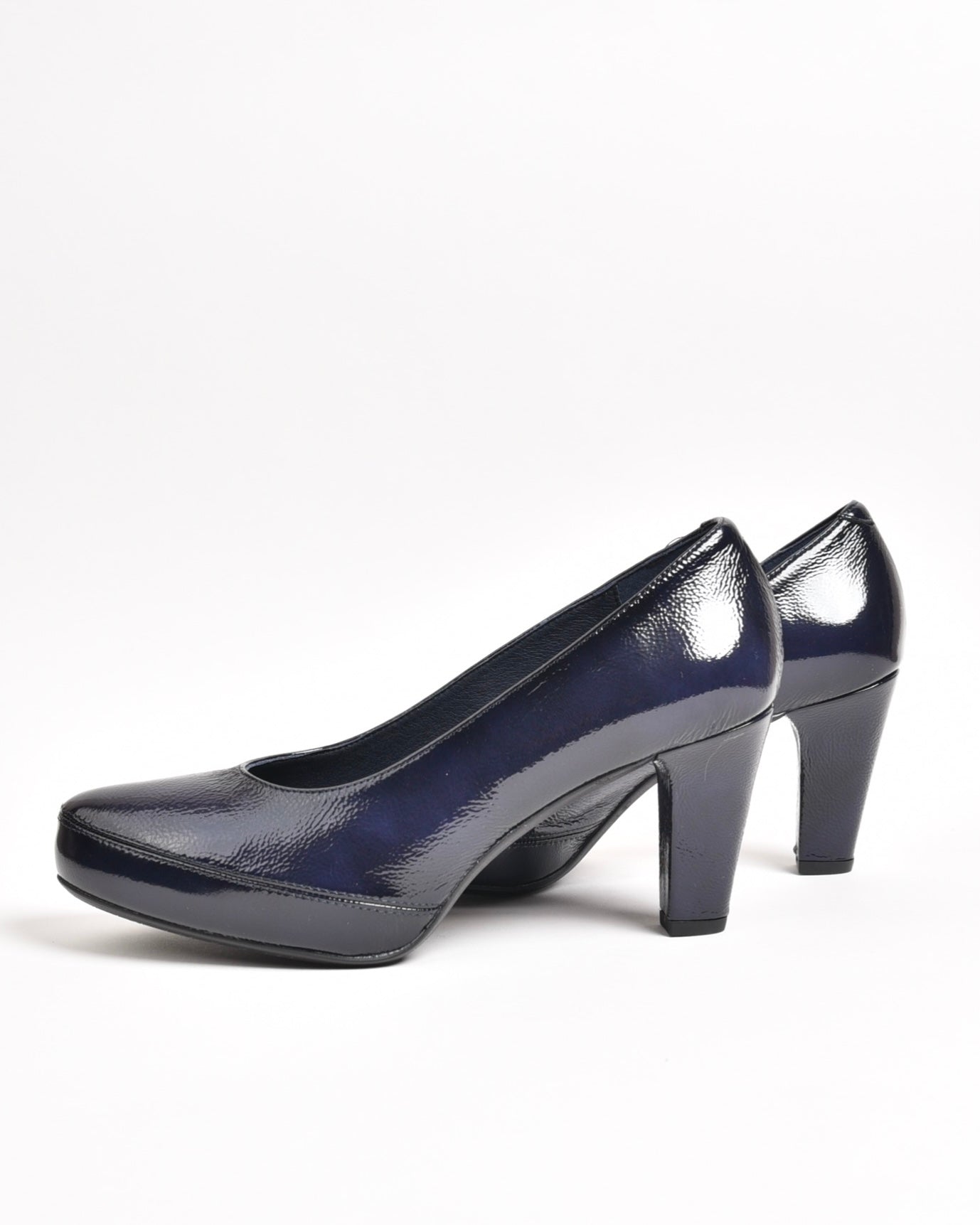 Fluchos classic high hell shoes for women in shiny blue