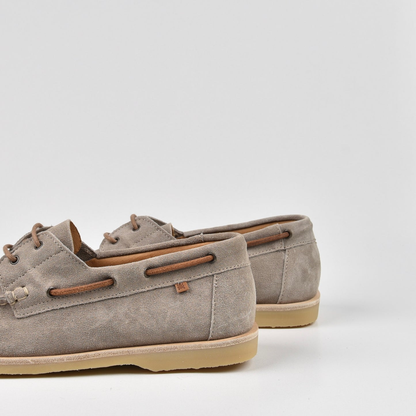 Art Spanish Loafers for Men in suede Beige.