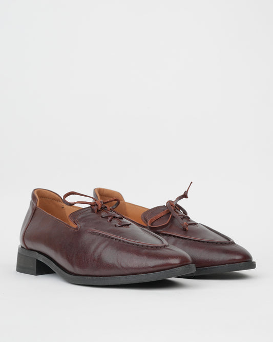 Shalapi shoes guanine leather for women in brown