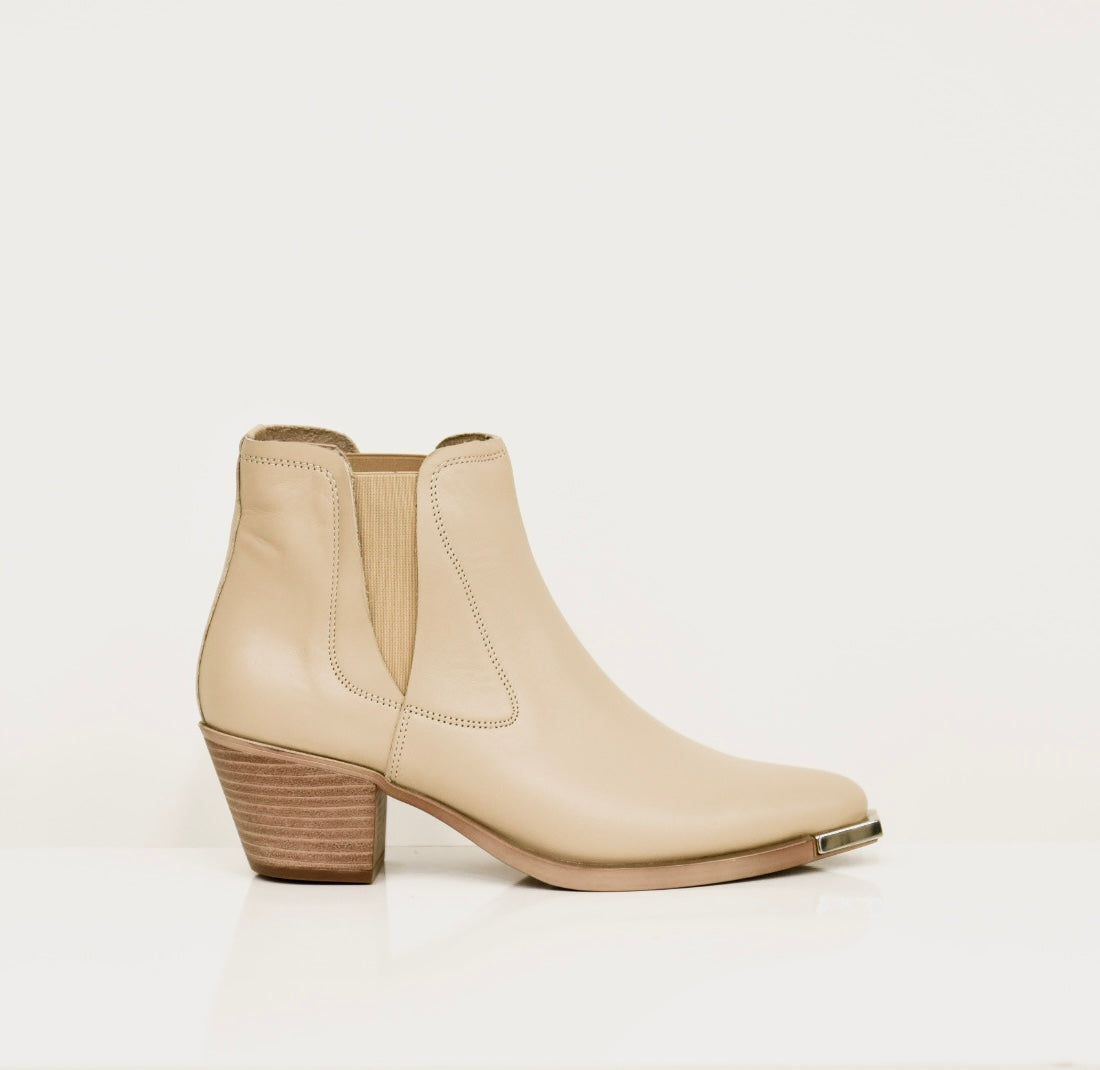 Chelsea boots for women in beige