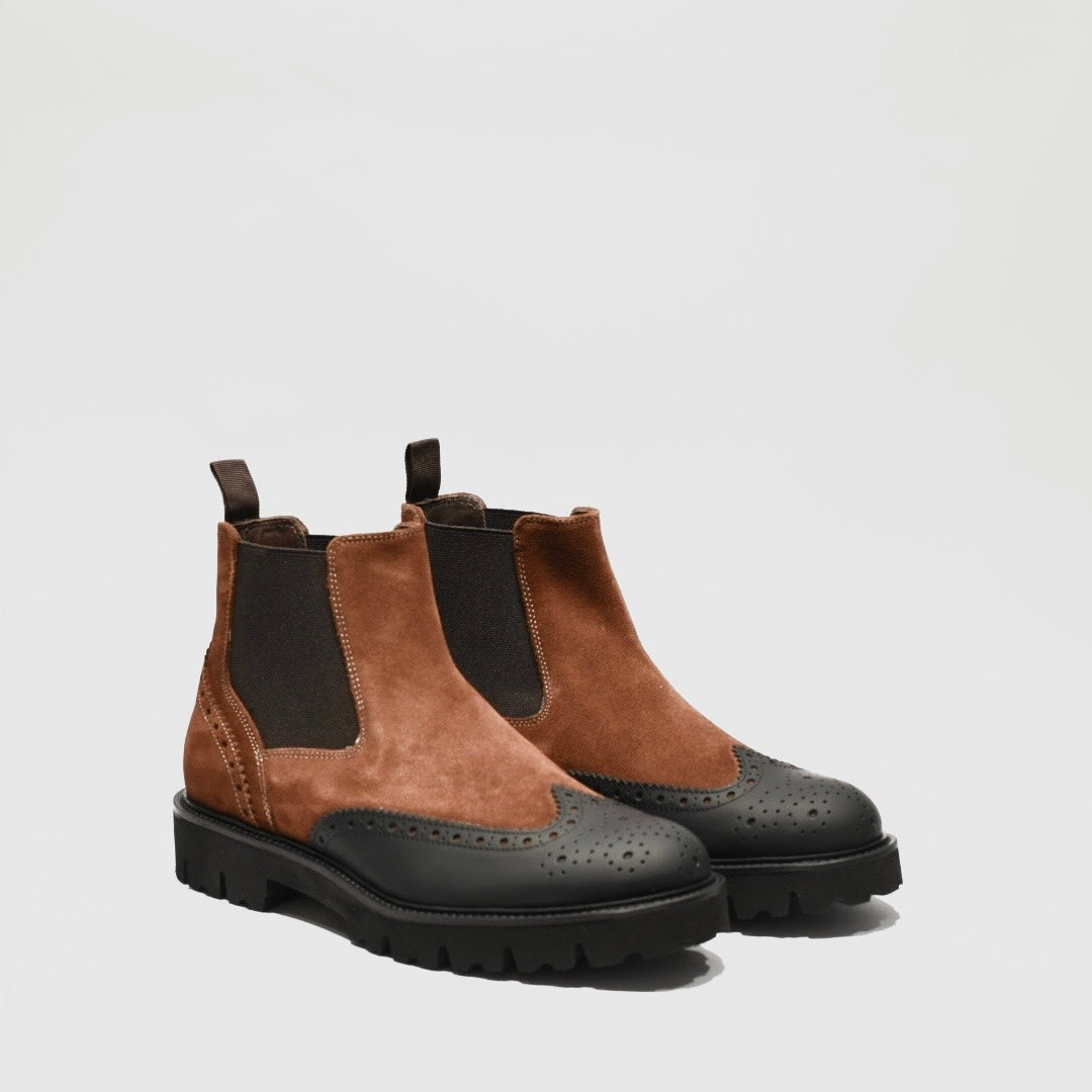 Chelsea boots for men in suede waxy