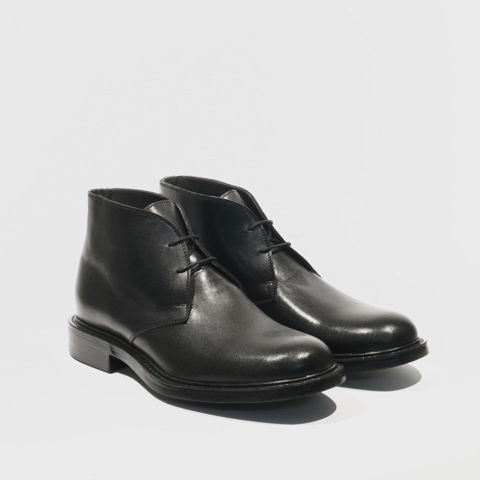 Shalapi Italian Ankle boots for men in black
