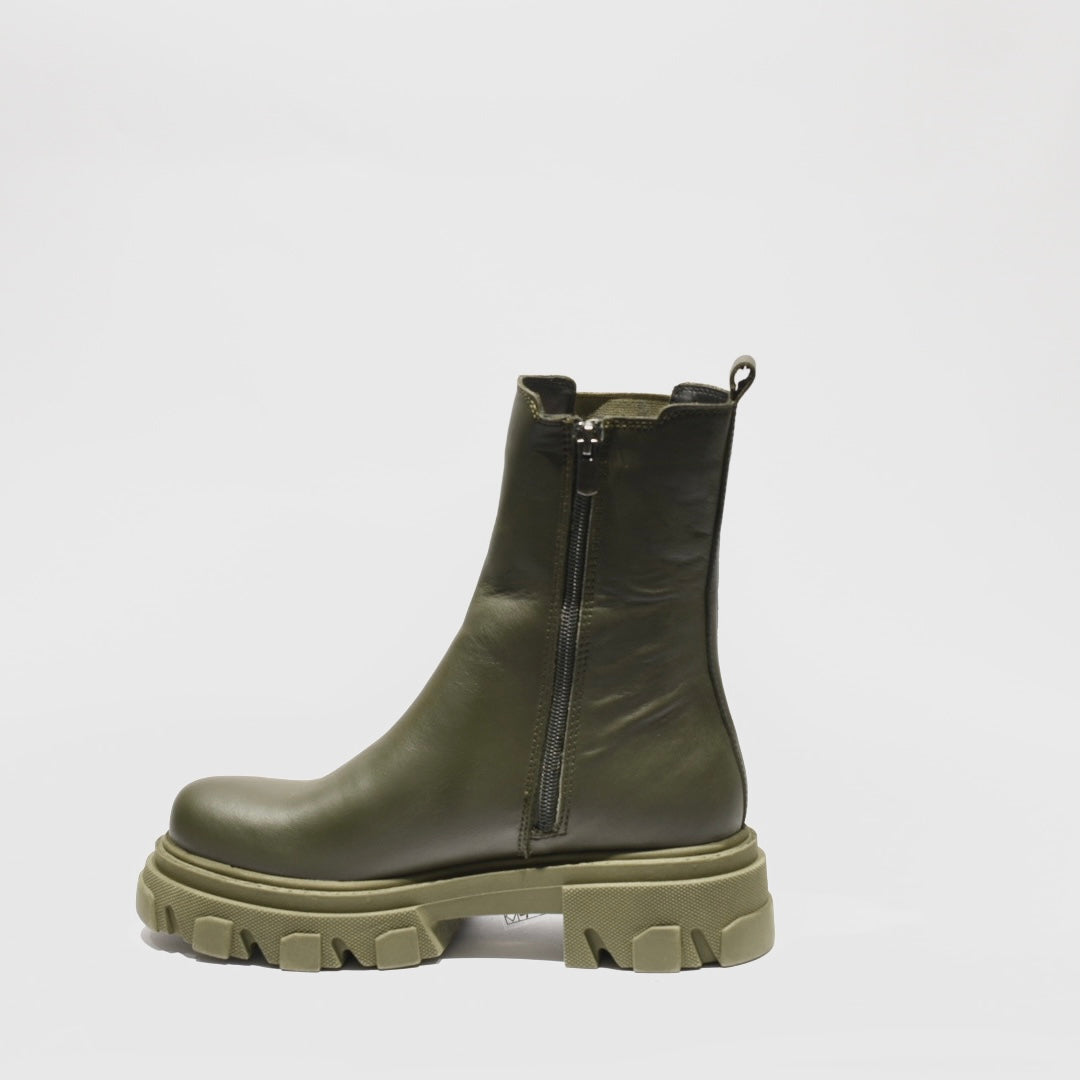 Chelsea ankle boots for women in dark green