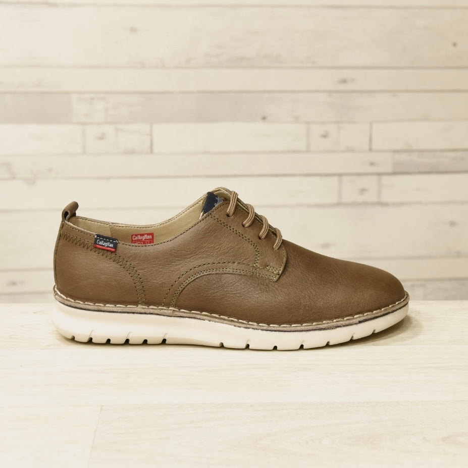 Spanish casual shoes for men in Drak green