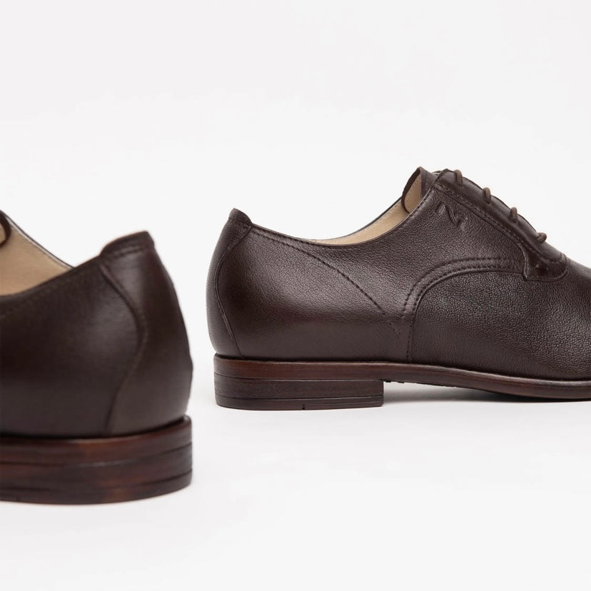 Italian classic shoes for men in dark brow