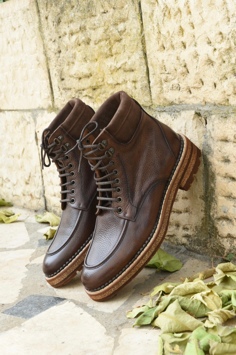 Spanish ankle boots for men in Brown