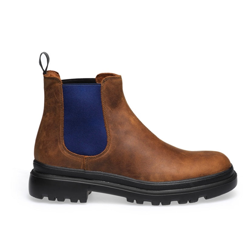 Italian Chelsea boots for men in light brown