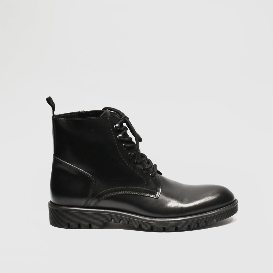 High ankle boots for men in black