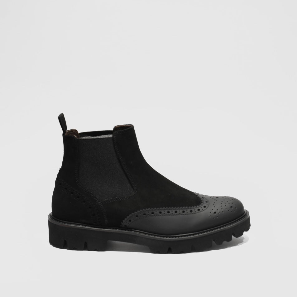 Shalapi Italian Chelsea boots for men in suede black